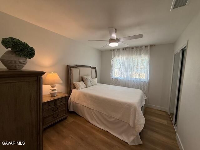 1144 E Aveneu J10, Lancaster, CA 93535