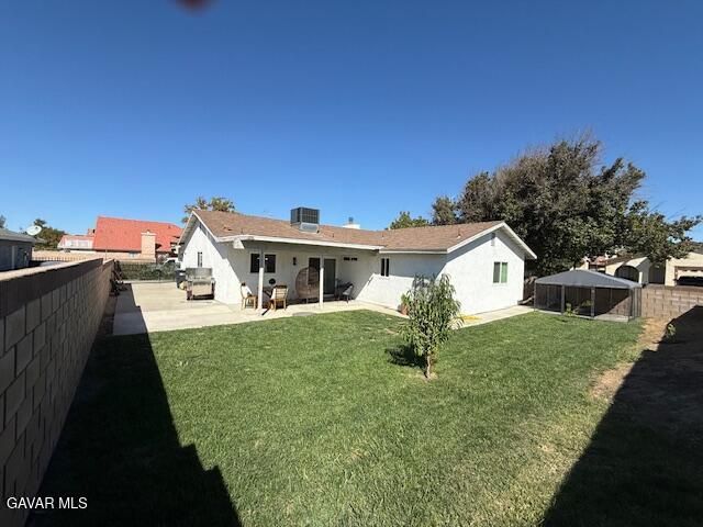 1144 E Aveneu J10, Lancaster, CA 93535