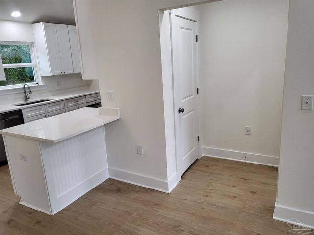 6844 Ferris Hill St, Milton, FL 32570