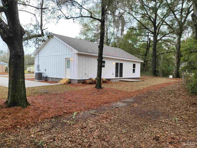 6844 Ferris Hill St, Milton, FL 32570