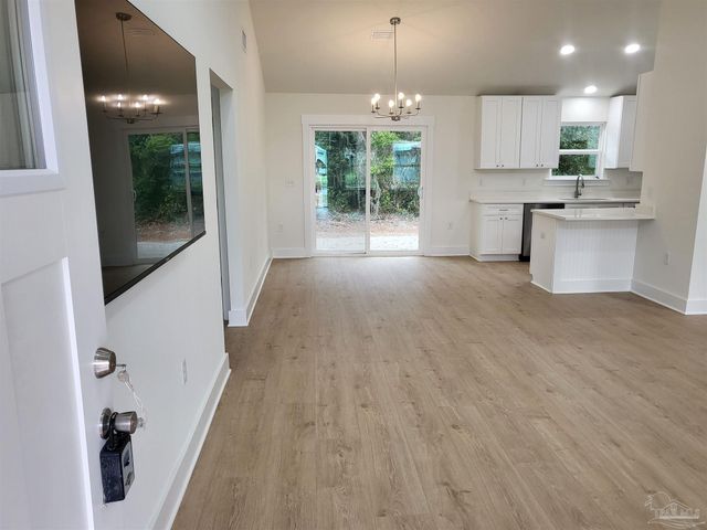 6844 Ferris Hill St, Milton, FL 32570