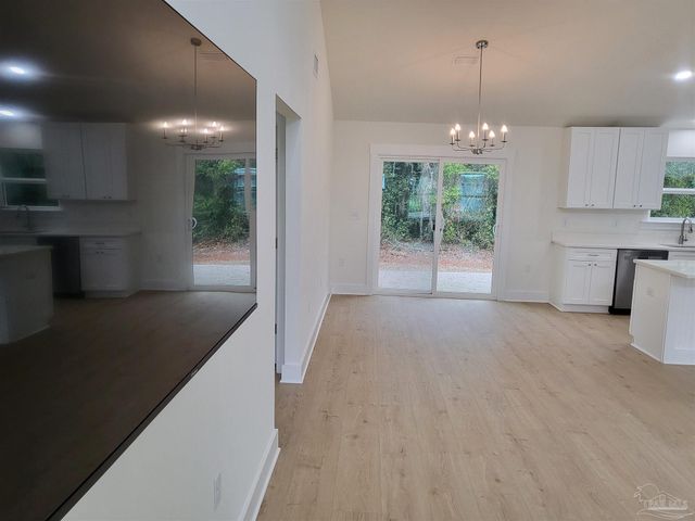 6844 Ferris Hill St, Milton, FL 32570