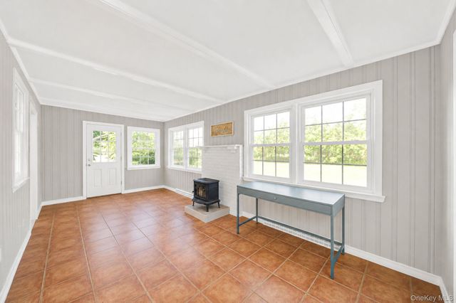 54 Division Avenue, West Sayville, NY 11796