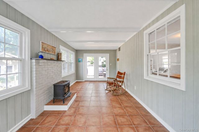 54 Division Avenue, West Sayville, NY 11796
