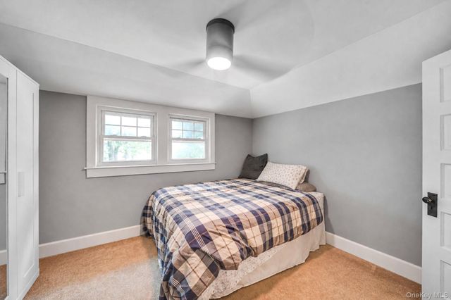 54 Division Avenue, West Sayville, NY 11796