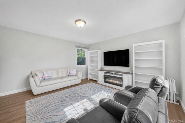 54 Division Avenue, West Sayville, NY 11796