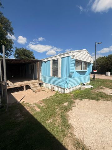 541 Simmons Way 7, Cedar Hill, TX 75104