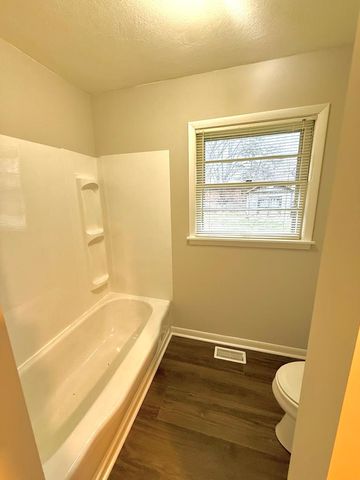 135 Donna, Hopkinsville, KY 42240