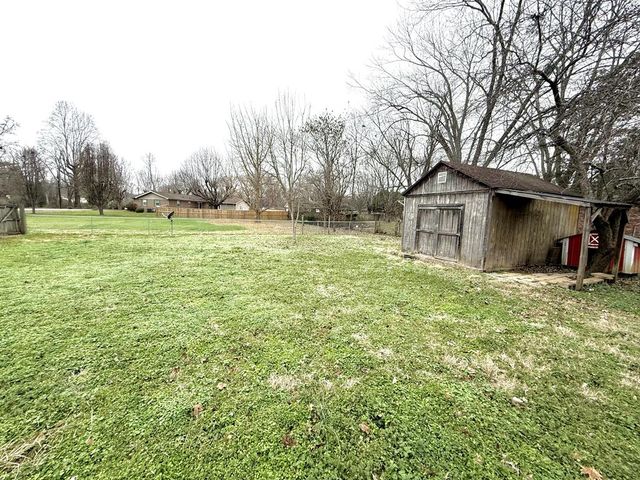 135 Donna, Hopkinsville, KY 42240