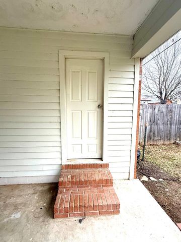 135 Donna, Hopkinsville, KY 42240