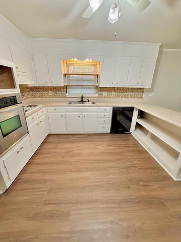 135 Donna, Hopkinsville, KY 42240