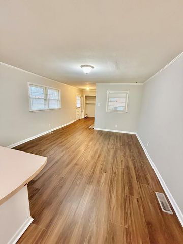 135 Donna, Hopkinsville, KY 42240