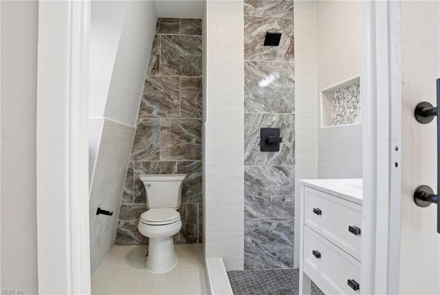 820 Balthrope RD, Newport News, VA 23608