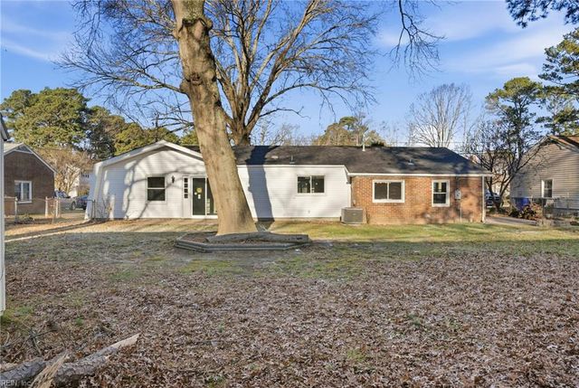 820 Balthrope RD, Newport News, VA 23608