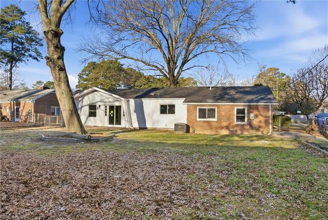 820 Balthrope RD, Newport News, VA 23608