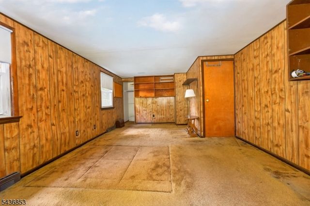 11 Orchard St, Lebanon Twp., NJ 07830
