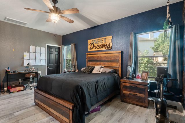 242 Coach DR, Buda, TX 78610