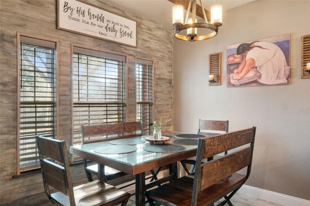 242 Coach DR, Buda, TX 78610