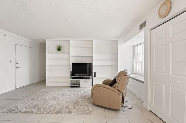 3315 58TH AVENUE S 513, St Petersburg, FL 33712