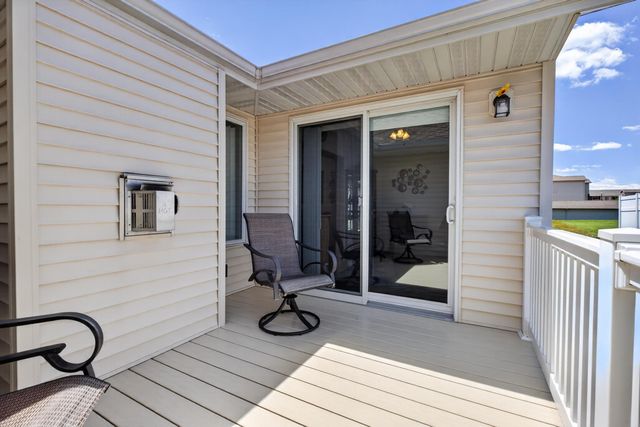 2453 Edgemont Avenue, Waterloo, IA 50702