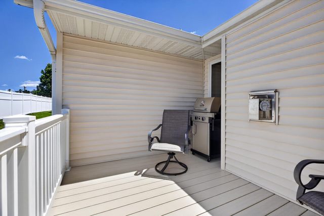 2453 Edgemont Avenue, Waterloo, IA 50702