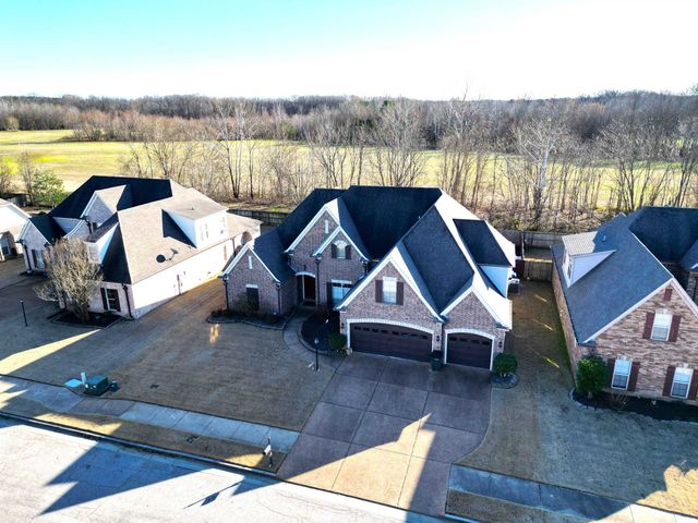 65 BRIARFIELD CV, Oakland, TN 38060