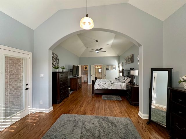 65 BRIARFIELD CV, Oakland, TN 38060