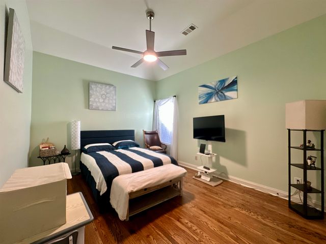 65 BRIARFIELD CV, Oakland, TN 38060