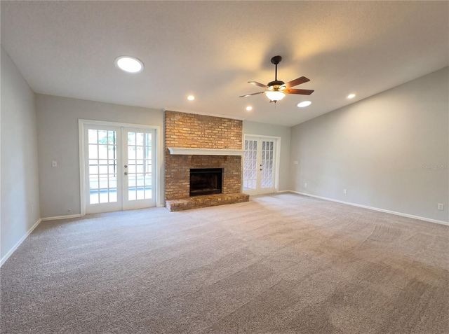 199 E CREST AVENUE, Winter Garden, FL 34787