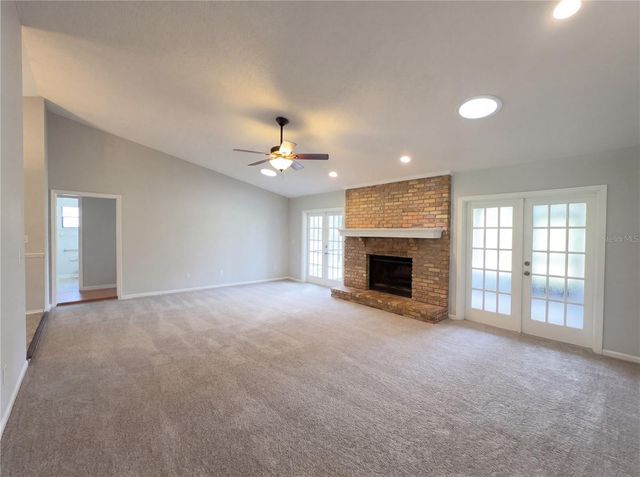 199 E CREST AVENUE, Winter Garden, FL 34787