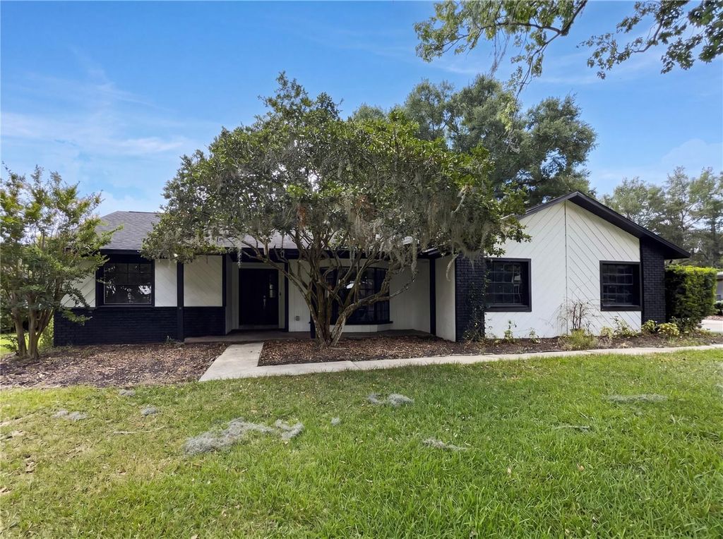 199 E CREST AVENUE, Winter Garden, FL 34787