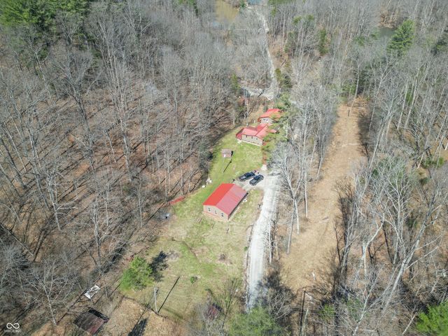 2854 Shepherd Road, Nashville, IN 47448