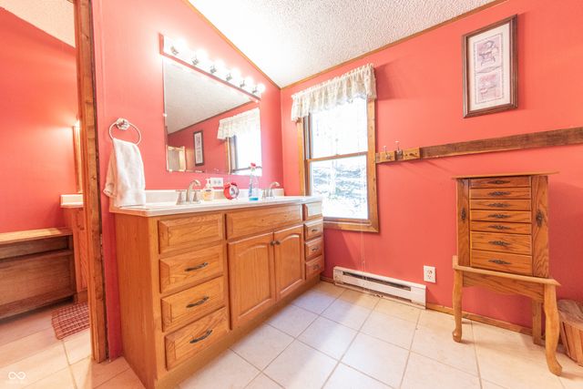 2854 Shepherd Road, Nashville, IN 47448