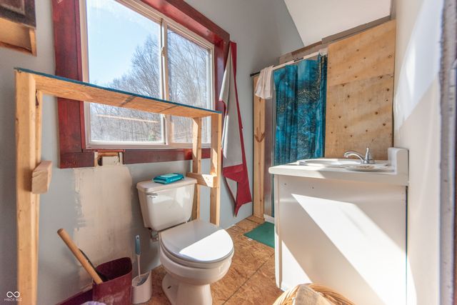 2854 Shepherd Road, Nashville, IN 47448