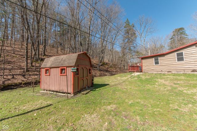 2854 Shepherd Road, Nashville, IN 47448