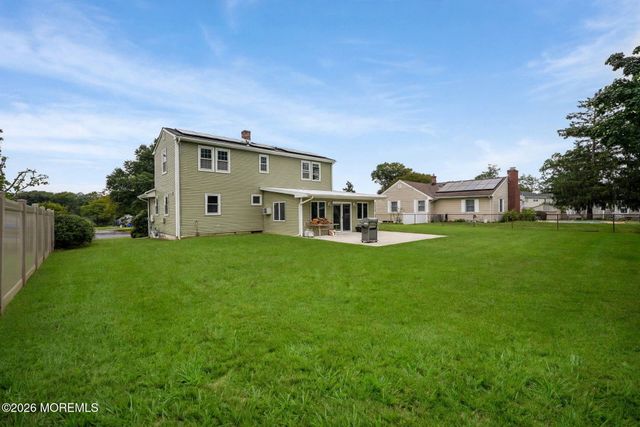6 Lind Drive, Middletown, NJ 07748