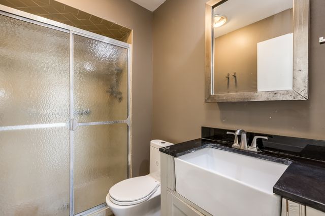 6020 Lincoln Avenue 307, Morton Grove, IL 60053