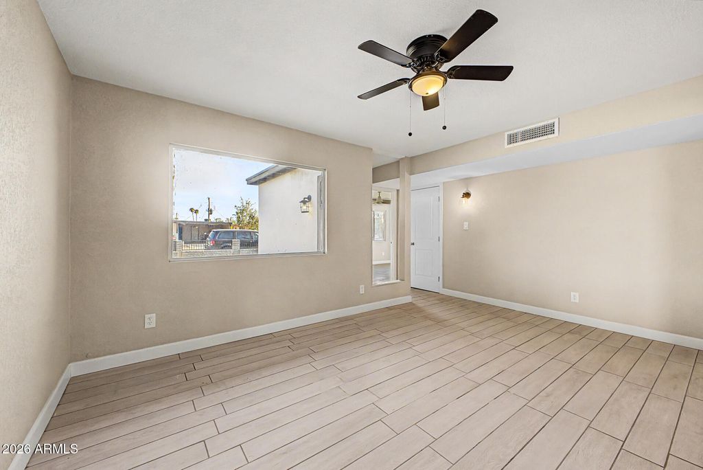 5308 W EDGEMONT Avenue, Phoenix, AZ 85035 — photo 5