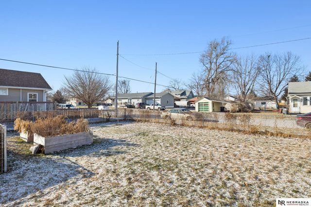 401 S 24th Street, Council Bluffs, IA 51501