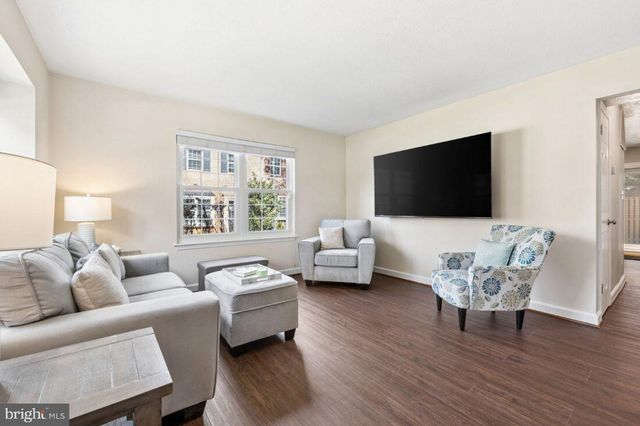 15721 AMBIANCE DR, North Potomac, MD 20878
