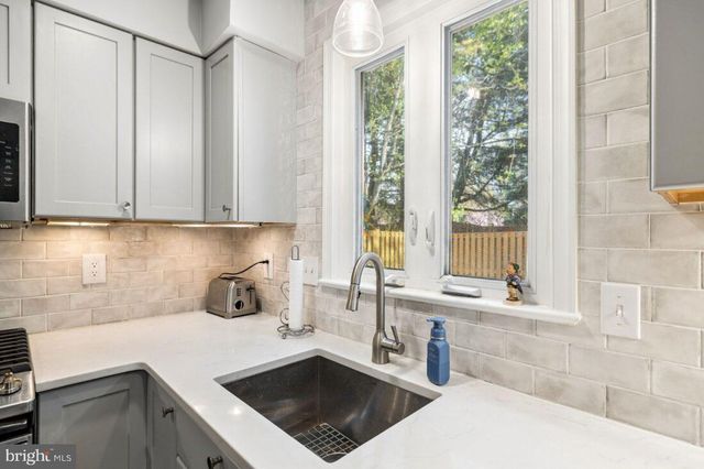 15721 AMBIANCE DR, North Potomac, MD 20878