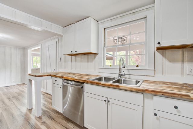 93 Deepwater Trail, Round O, SC 29474