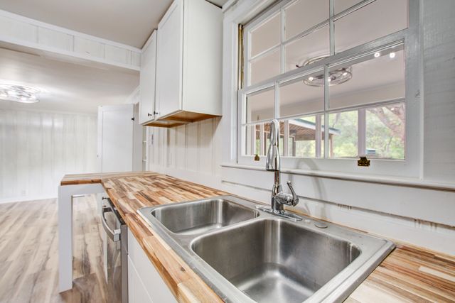 93 Deepwater Trail, Round O, SC 29474