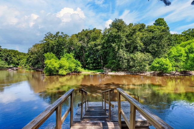 93 Deepwater Trail, Round O, SC 29474