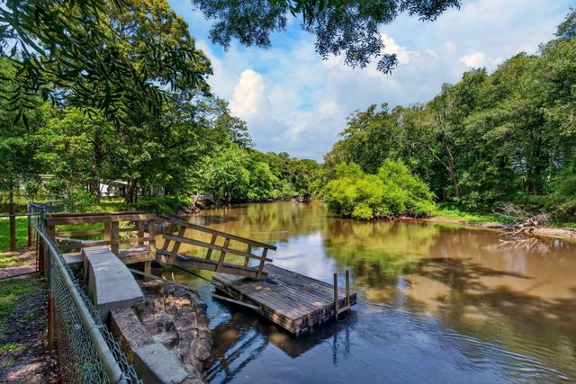 93 Deepwater Trail, Round O, SC 29474
