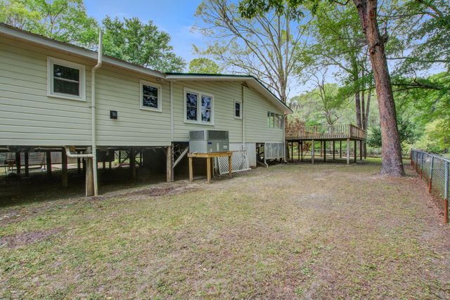 93 Deepwater Trail, Round O, SC 29474