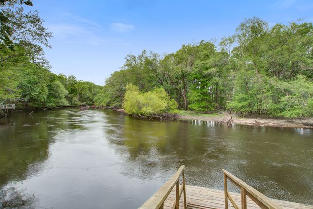 93 Deepwater Trail, Round O, SC 29474