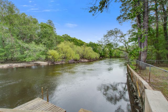 93 Deepwater Trail, Round O, SC 29474