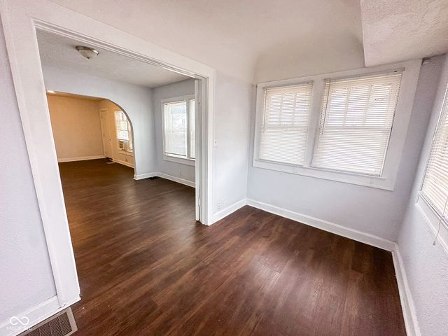 3702 N Kenwood Avenue, Indianapolis, IN 46208