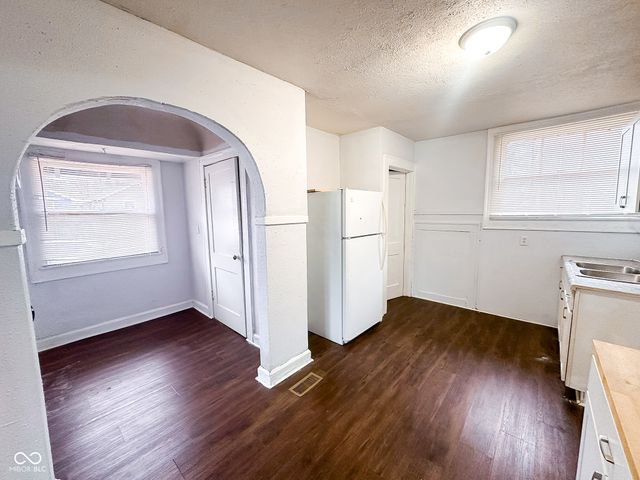 3702 N Kenwood Avenue, Indianapolis, IN 46208